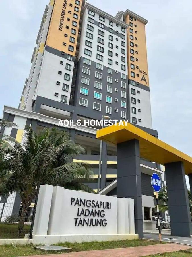 Aqils Homestay Kuala Terengganu Ngoại thất bức ảnh